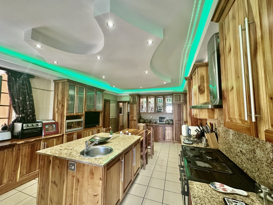 5 Bedroom Property for Sale in Mill Park Eastern Cape